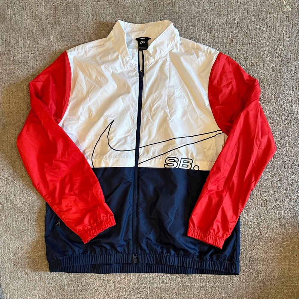 Nike Men’s Windbreaker